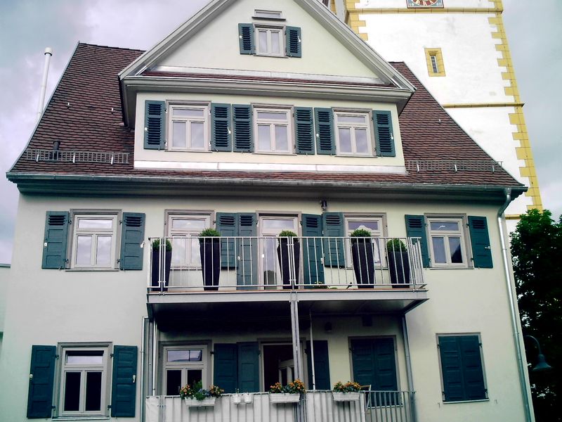 Großzügige 4-Zimmer-Maisonette (126 m²) mit Dachloggia & EBK in Holzgerlingen-Zentrum